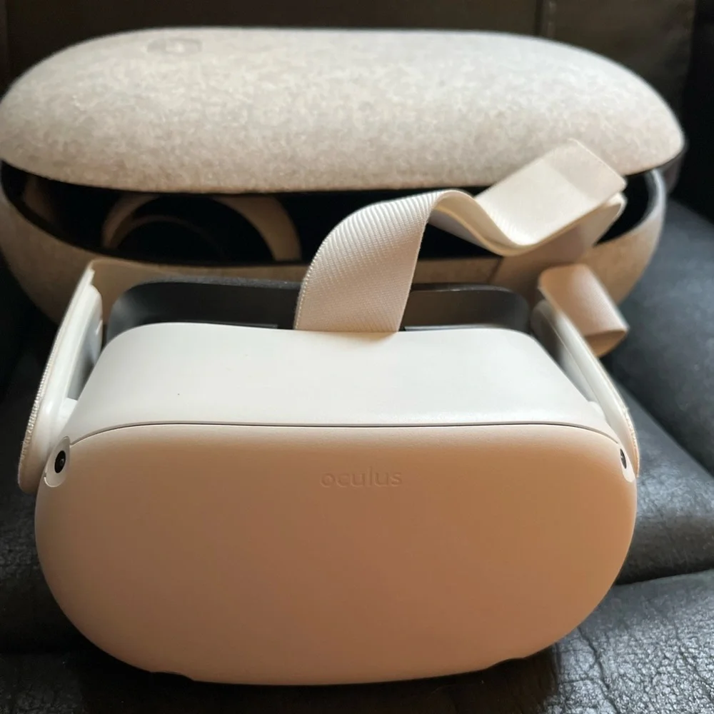 Oculus Quest 2 with case